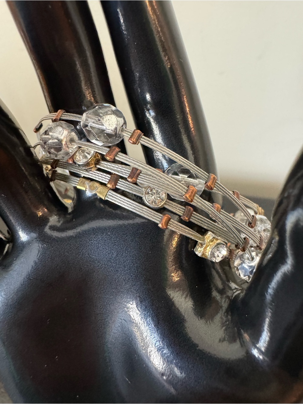 Seasonal Whispers Forever Enchanting
Women's Bracelet Clear/ Silver EUC - Picture 3 of 8